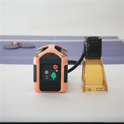 Màquina de neteja làser portàtil tipus maleta portàtil 20W 30W