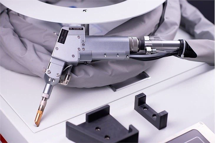 500W Fiber Laser Welder For Different Metals