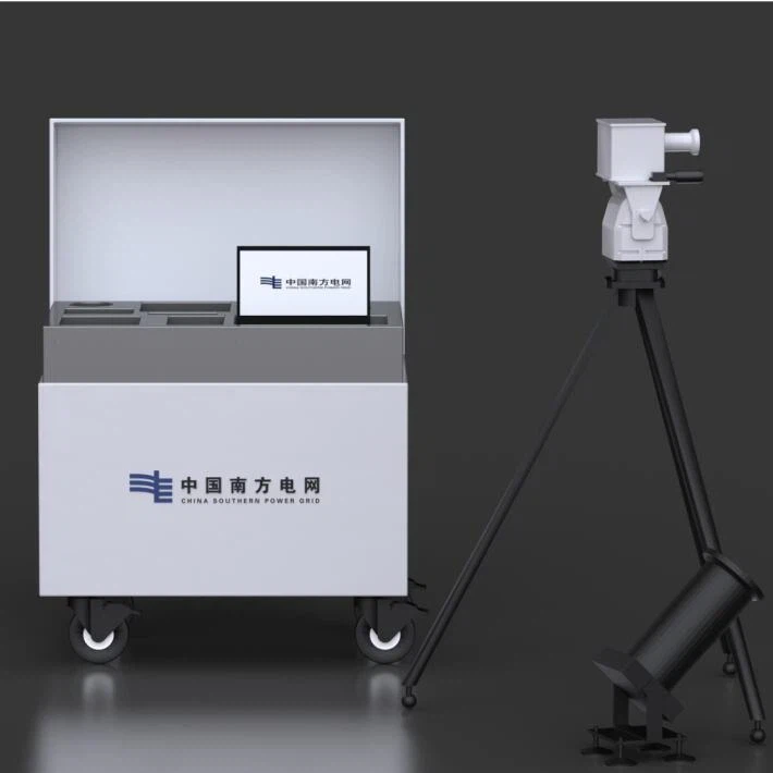 La màquina de desmuntatge làser remota neteja l'òxid de la torre